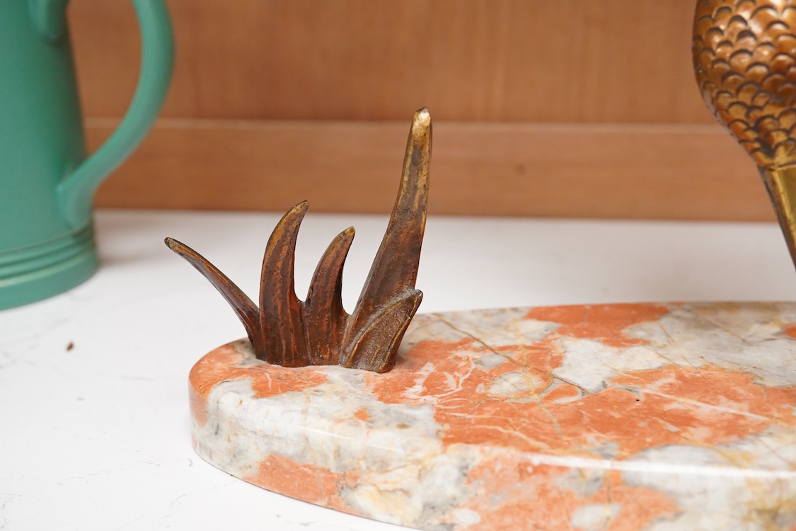 A French Art Deco bronze kingfisher after Dautrive, signed, on marble plinth, 22cm high